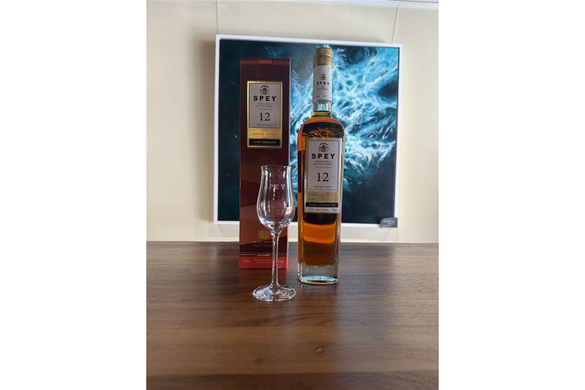 12 Year old Brume Dorée and FREE glass